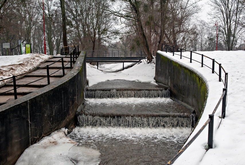 Przybywa wody w Kumieli. Władze Elbląga apelują do mieszkańców zdjęcie nr 343910