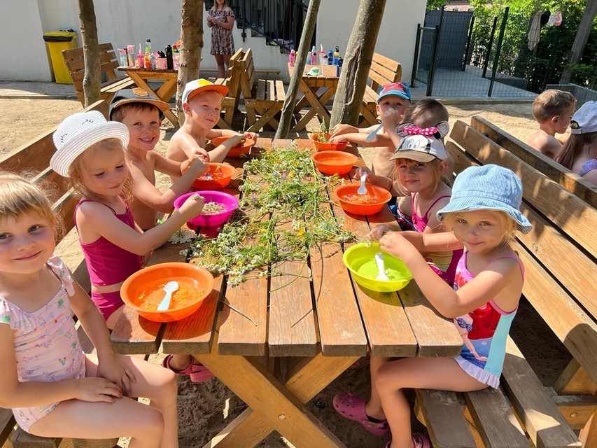 476,25 zł - tyle miesięcznie kosztuje teraz najlepsze niepubliczne przedszkole w Elblągu. Taniej nie zdjęcie nr 343976