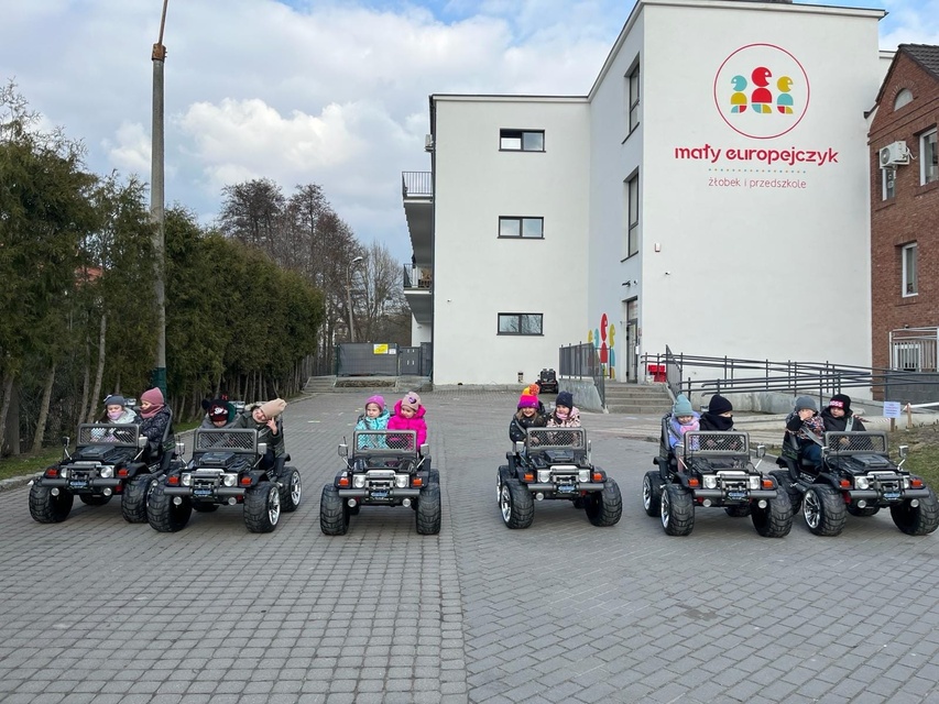 476,25 zł - tyle miesięcznie kosztuje teraz najlepsze niepubliczne przedszkole w Elblągu. Taniej nie zdjęcie nr 344008