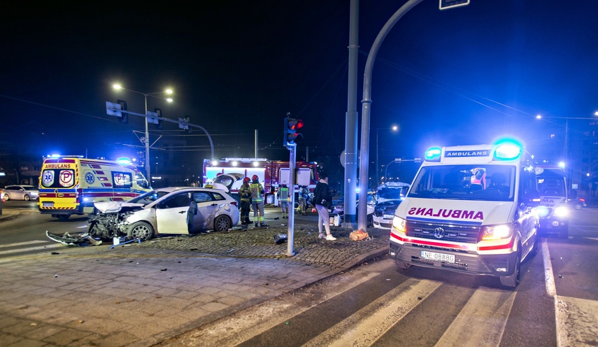 Wypadek przy szkole muzycznej zdjęcie nr 344060