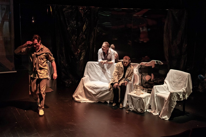 Raskolnikow zabija w teatrze zdjęcie nr 344130