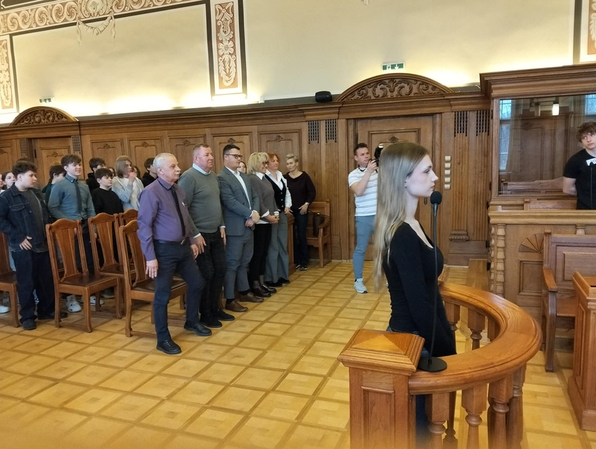 Proszę wstać, sąd idzie zdjęcie nr 344694