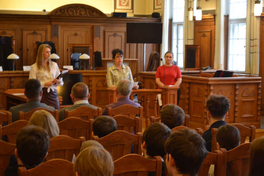 Proszę wstać, sąd idzie zdjęcie nr 344689