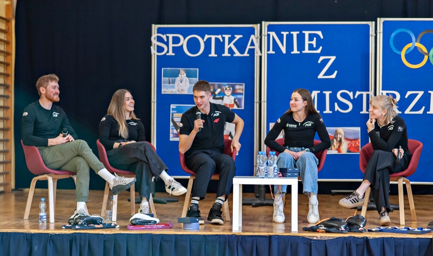 Olimpijczycy przepytani przez uczniów zdjęcie nr 344849