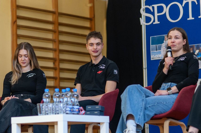 Olimpijczycy przepytani przez uczniów zdjęcie nr 344842