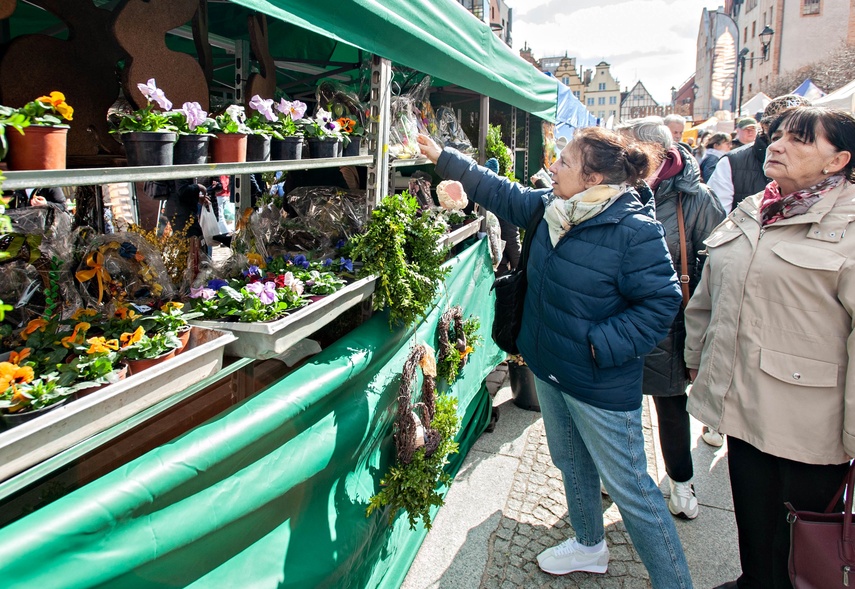 Wielkanocny kiermasz na starówce zdjęcie nr 344876