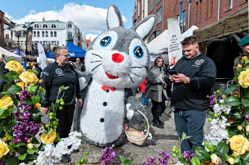 Wielkanocny kiermasz na starówce zdjęcie nr 344882