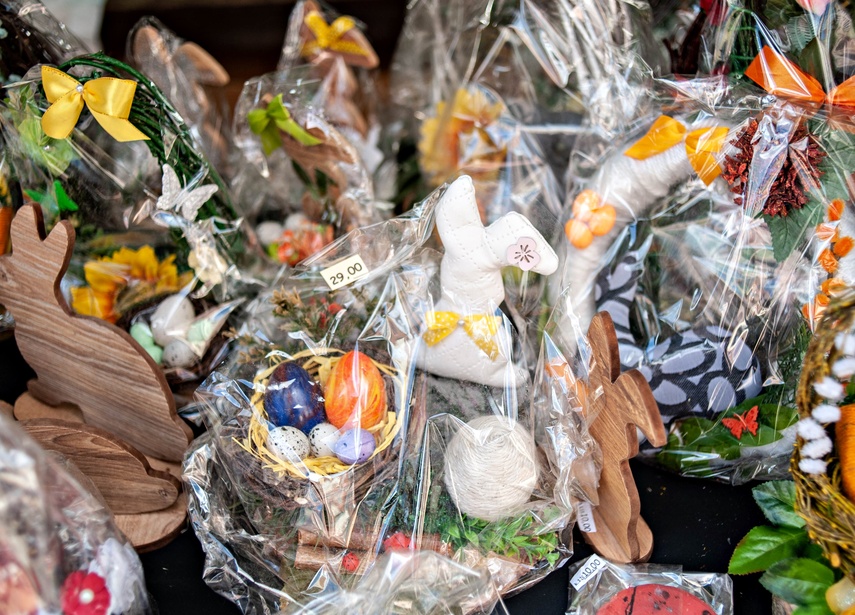 Wielkanocny kiermasz na starówce zdjęcie nr 344887