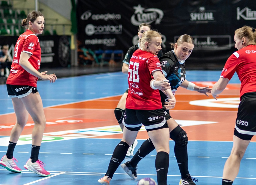 Start wraca na bezpieczną pozycję zdjęcie nr 344923