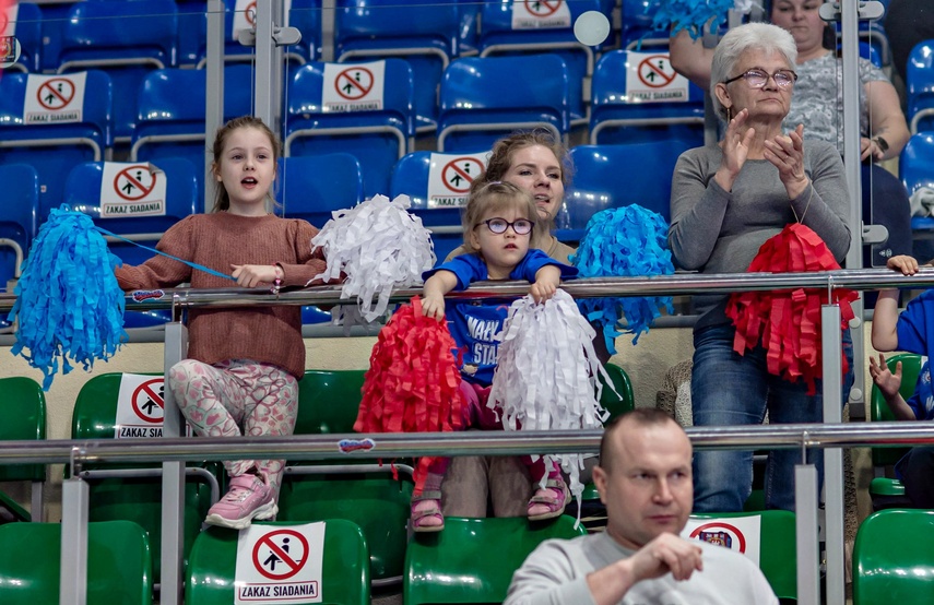 Start wraca na bezpieczną pozycję zdjęcie nr 344942