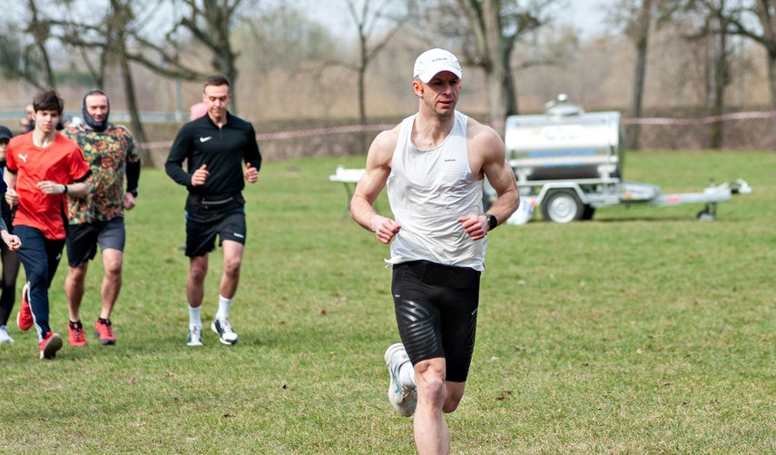 Sport to zdrowie, a czasem również pomoc zdjęcie nr 345346