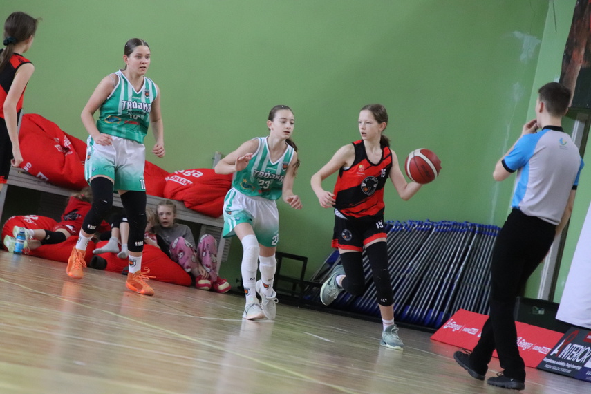 Elbasket: trzy dni emocji pod koszem zdjęcie nr 345473