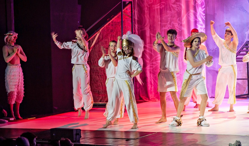 O mitach współcześnie i muzycznie zdjęcie nr 345596