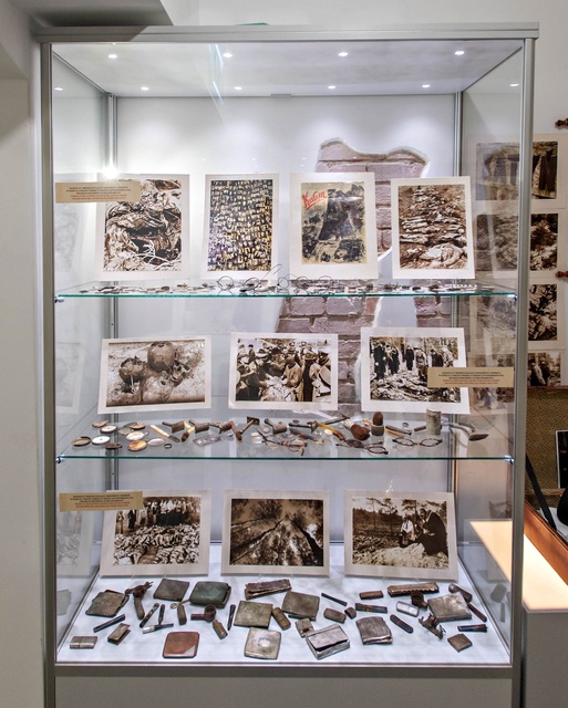 Katyńska wystawa w Kaponierze zdjęcie nr 345969