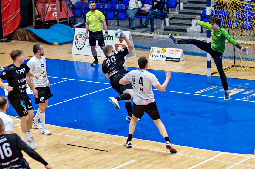 Niespodziewana przegrana Silvantu zdjęcie nr 346004