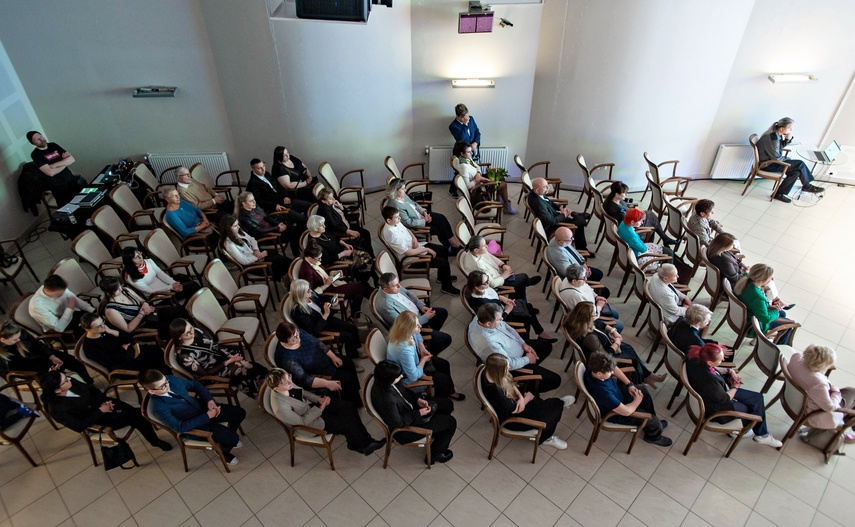 Warto pomagać zdjęcie nr 346047