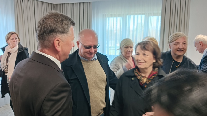 Urzędowe otwarcie z pompą  zdjęcie nr 346306