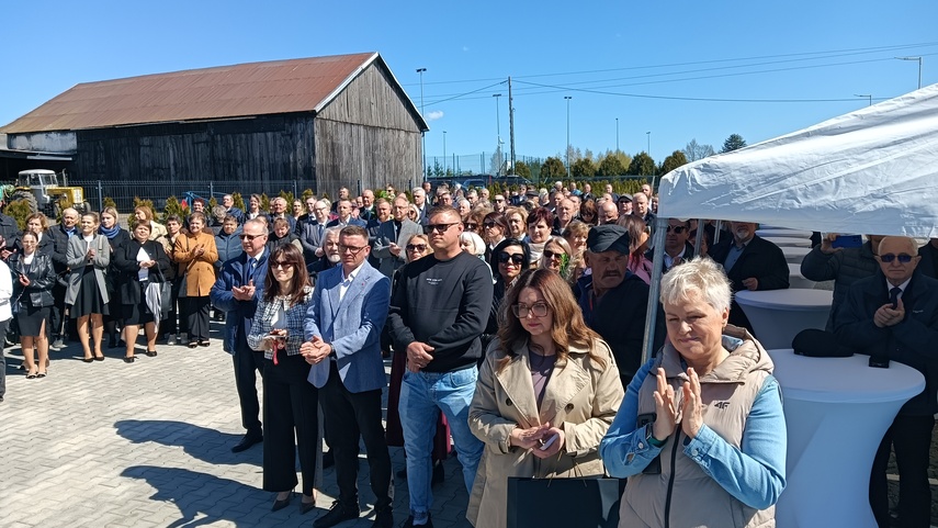 Urzędowe otwarcie z pompą  zdjęcie nr 346258