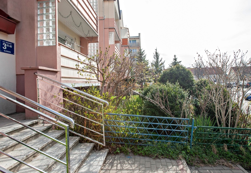 Mieszkańcy: Pielęgnowaliśmy to trzydzieści lat, teraz spółdzielnia każe wszystko usunąć zdjęcie nr 346328