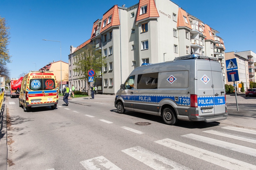 Nieostrożność przyczyną stłuczki zdjęcie nr 346349