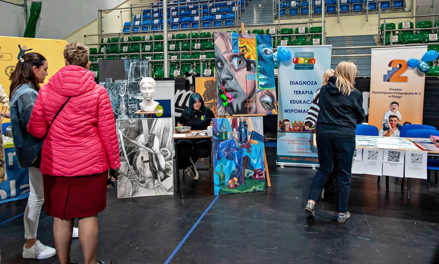 Młodzież szuka swojej przyszłości zdjęcie nr 346387