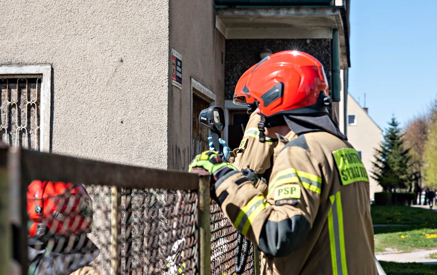 Pożar w pustostanie przy Robotniczej zdjęcie nr 347053