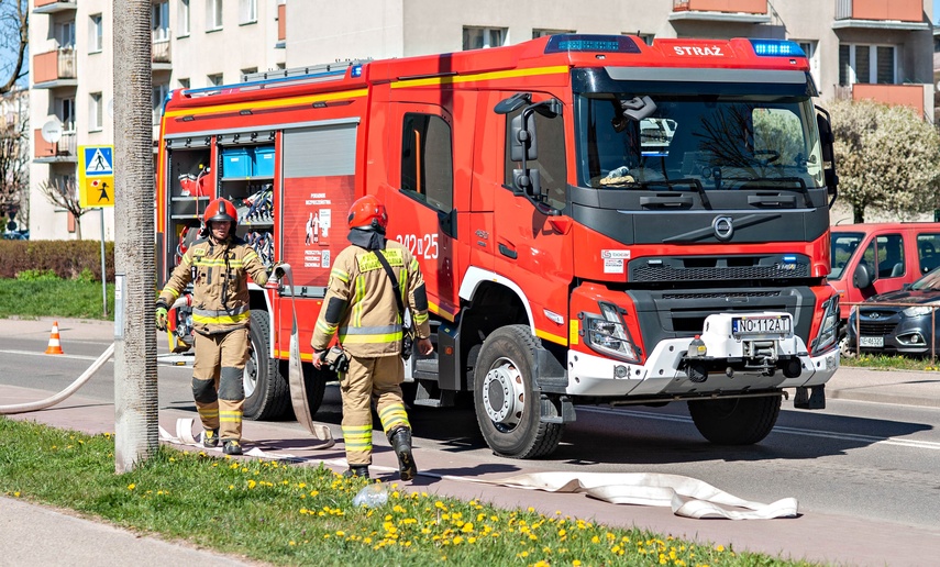 Pożar w pustostanie przy Robotniczej zdjęcie nr 347057