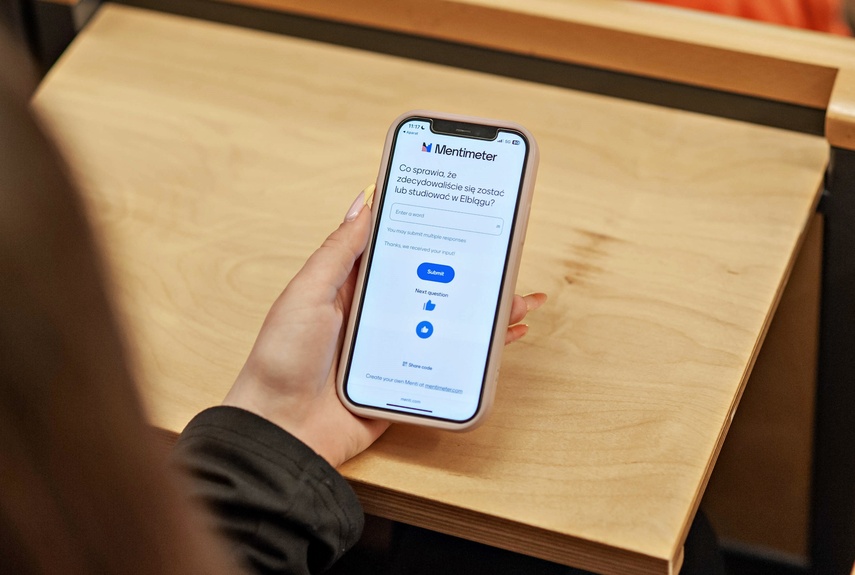 Młodzież debatowała z o tym, czy warto zostać w Elblągu zdjęcie nr 347079