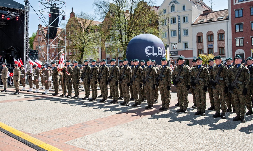 Uczcili rocznicę uchwalenia konstytucji zdjęcie nr 347256
