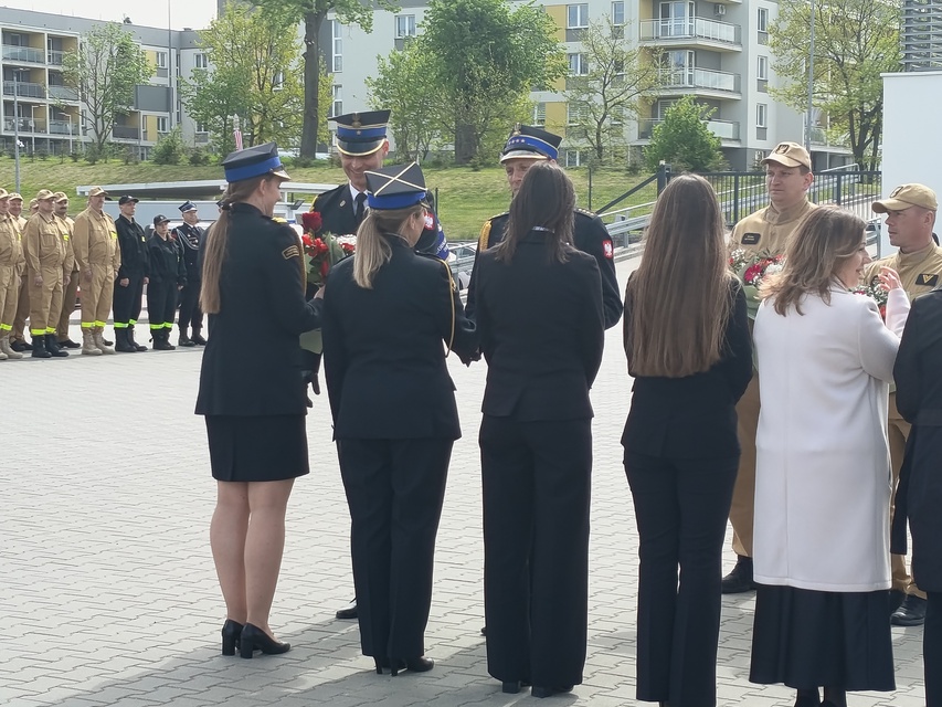 Świętowanie z nową halą do obrony cywilnej zdjęcie nr 347435