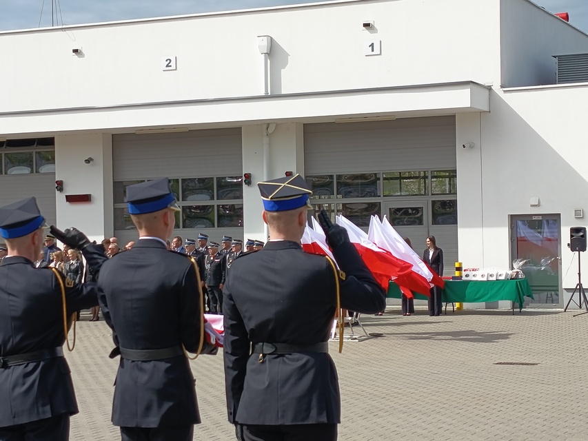 Świętowanie z nową halą do obrony cywilnej zdjęcie nr 347402
