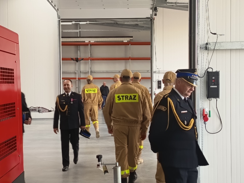 Świętowanie z nową halą do obrony cywilnej zdjęcie nr 347442