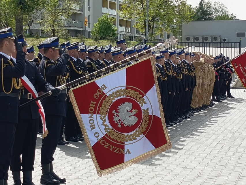 Świętowanie z nową halą do obrony cywilnej zdjęcie nr 347407