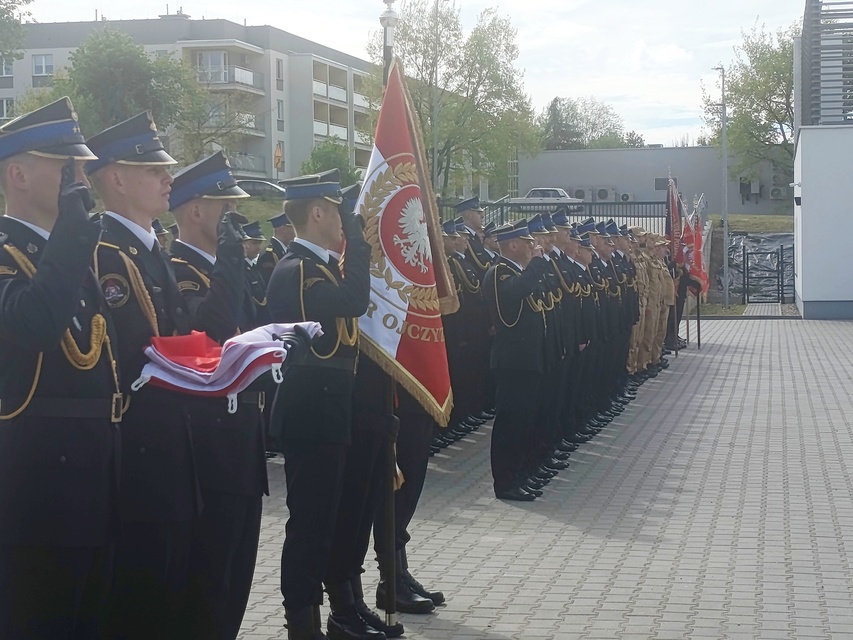 Świętowanie z nową halą do obrony cywilnej zdjęcie nr 347449