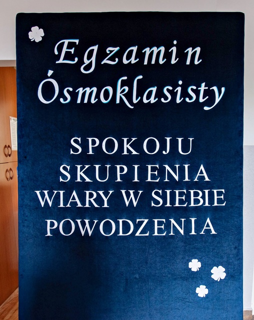 Ósmoklasiści rozpoczęli egzaminacyjny serial zdjęcie nr 347650