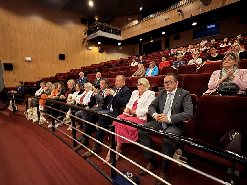 „Zawód pielęgniarki i położnej przeszedł długą drogę przeobrażeń” zdjęcie nr 347950