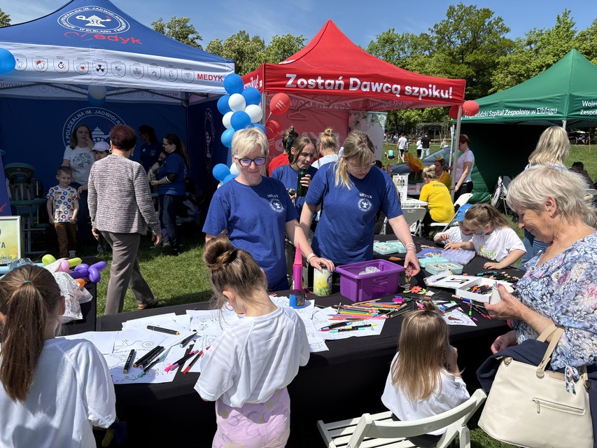 Rodzinnie, sportowo i z misją zdjęcie nr 348064