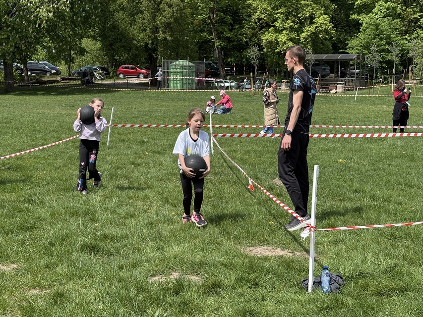 Rodzinnie, sportowo i z misją zdjęcie nr 348041