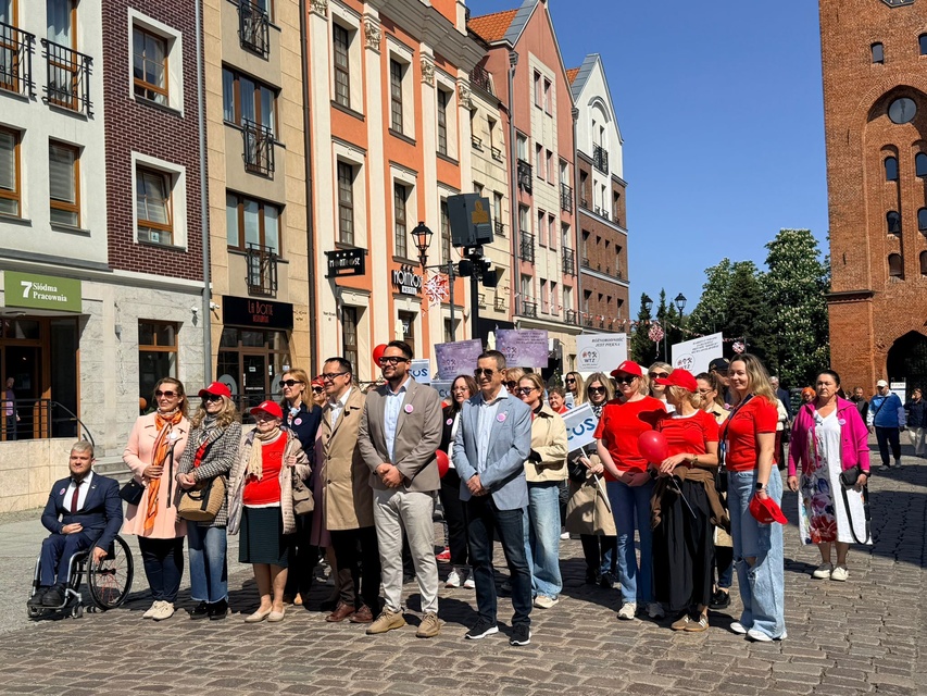 Przemaszerowali przez miasto, promując integrację zdjęcie nr 348115