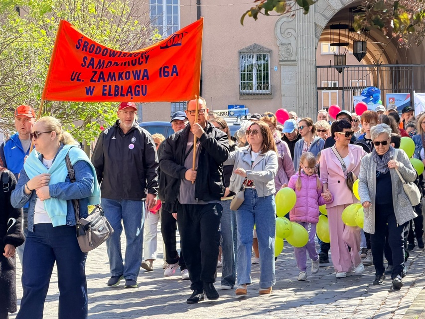 Przemaszerowali przez miasto, promując integrację zdjęcie nr 348130