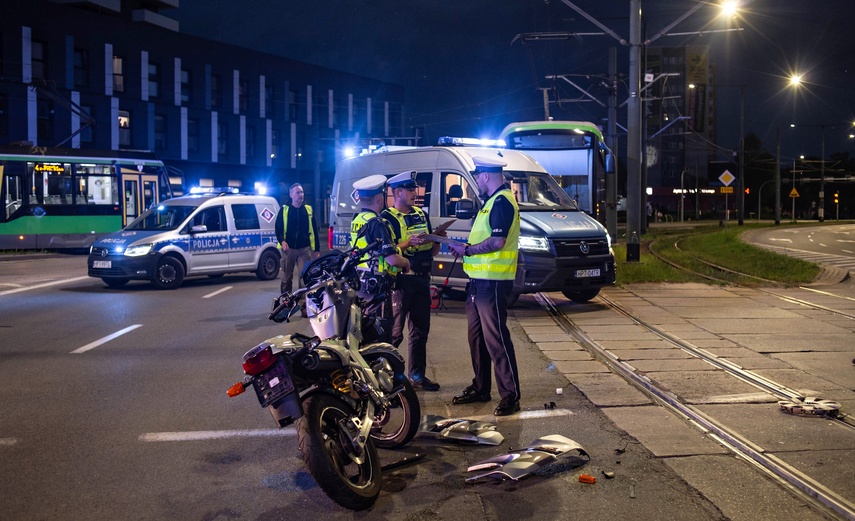 Citroenem uderzył w motocyklistę zdjęcie nr 348221