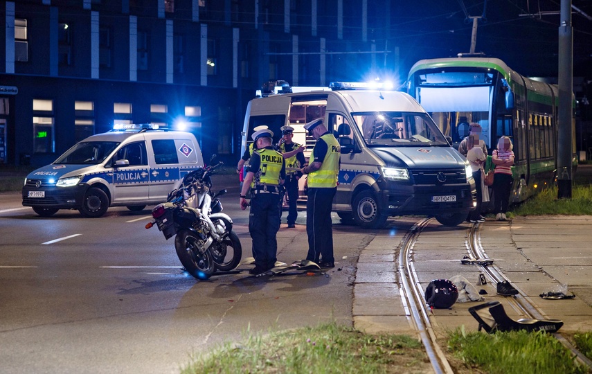 Citroenem uderzył w motocyklistę zdjęcie nr 348228