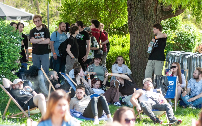 Studenci z kluczami miasta zdjęcie nr 348299