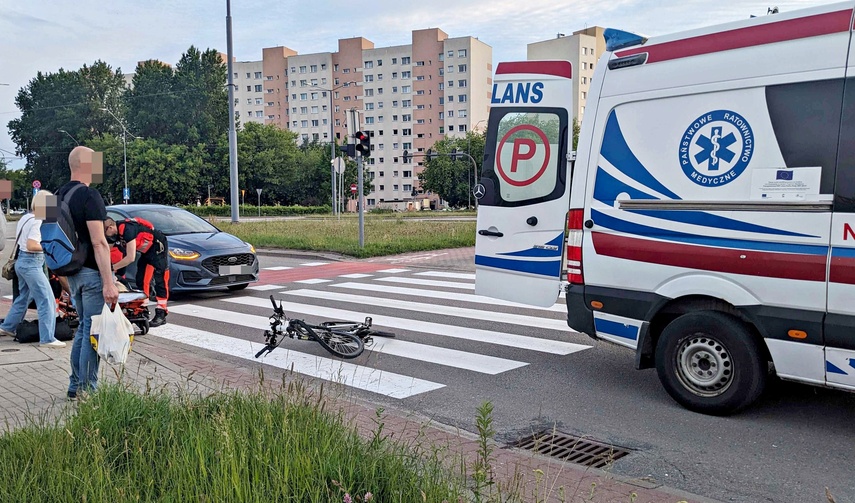 Potrącenie rowerzystki zdjęcie nr 349251