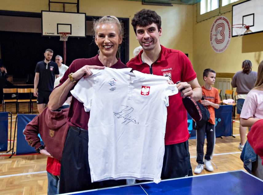 Jakub Dyjas zachęcał do tenisa stołowego zdjęcie nr 350019