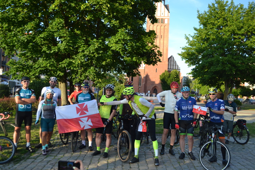 Elblążanie jadą 780 km dla miasta zdjęcie nr 350239