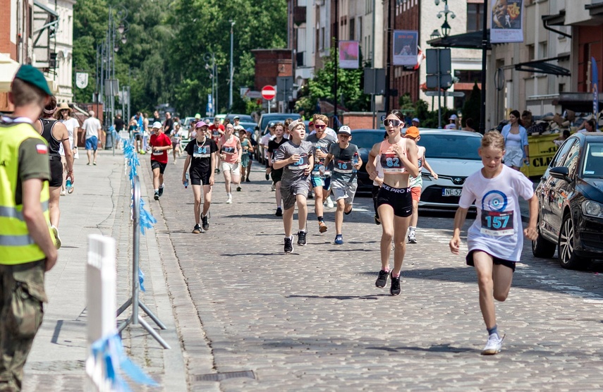 Gorący bieg rocznicowy na Starym Mieście zdjęcie nr 350843