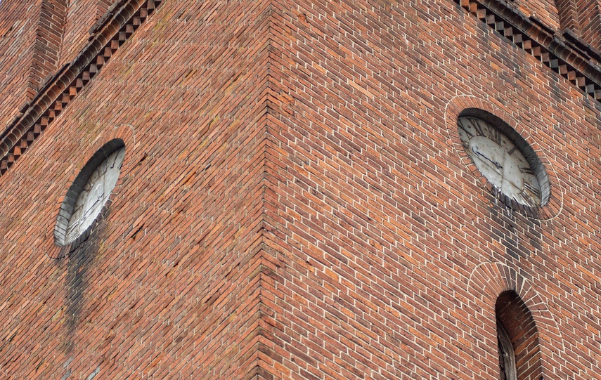 Odkryty po latach znów odmierzy czas zdjęcie nr 351214
