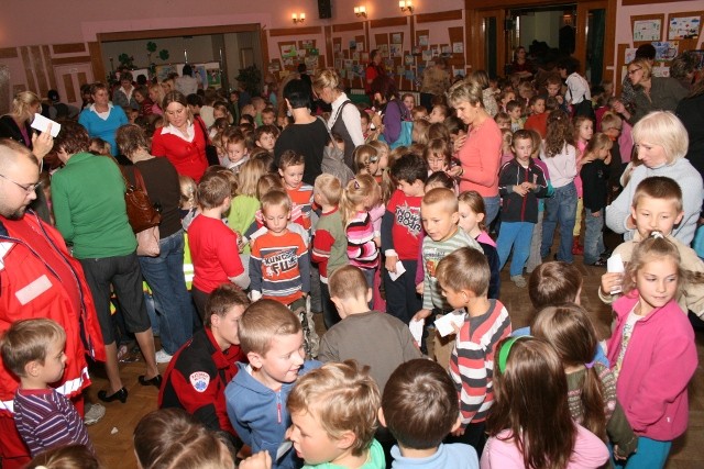 Elbląg Festyn dla dzieci z okazji dnia ratownictwa medycznego