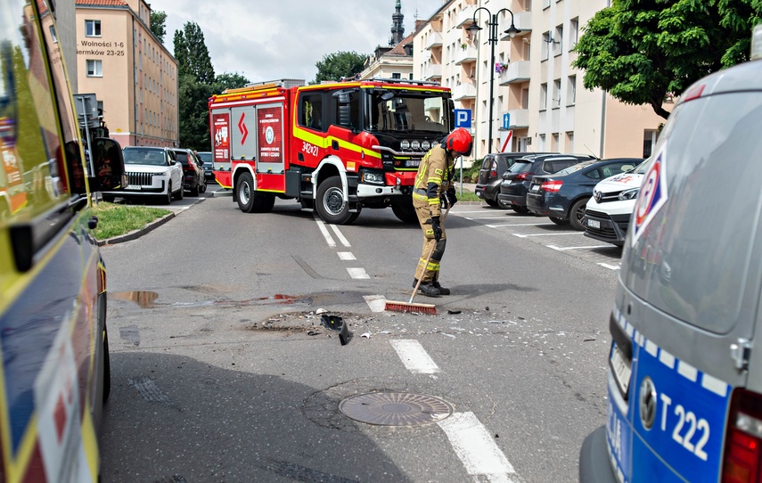 Zderzenie na Giermków zdjęcie nr 351303